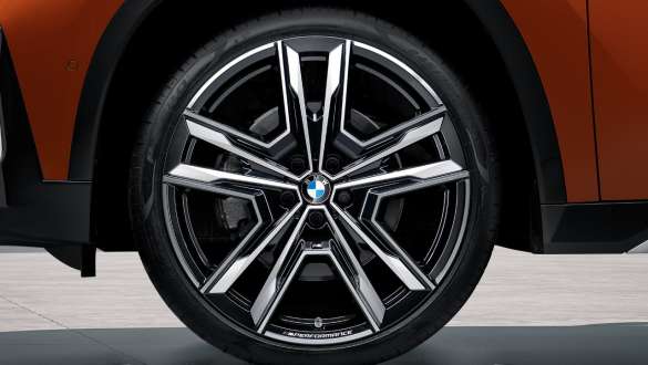 BMW U11 BEV Llanta de aleación ligera M Performance de 21 pulgadas BMW U11 BEV Llanta de aleación ligera M Performance de 21 pulgadas con radios dobles estilo 877 M en bicolor