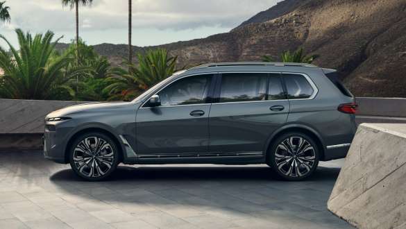 Parking Assistant BMW X7 G07 LCI Parking Assistant, primer plano, display de control BMW X7 G07 LCI