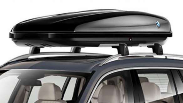 Caja portaequipajes para techo BMW 520 en negro/plata titanio BMW X7 G07 LCI Caja portaequipajes para techo BMW 520 en negro/plato titanio BMW X5 G05 2018, primer plano