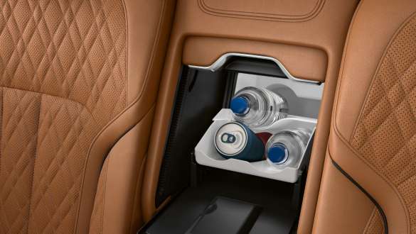 BMW Serie 7 Compartimento frigorífico BMW Individual BMW Serie 7: primer plano del compartimento frigorífico BMW Individual