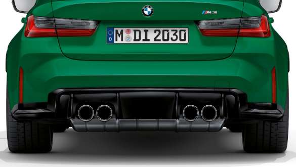 Molduras de tubos de escape en cromo BMW M3 Sedán G80 2020 BMW M3 Sedán G80 2020 Isle of Man Grün Molduras de tubos de escape en cromo Vista de la zaga