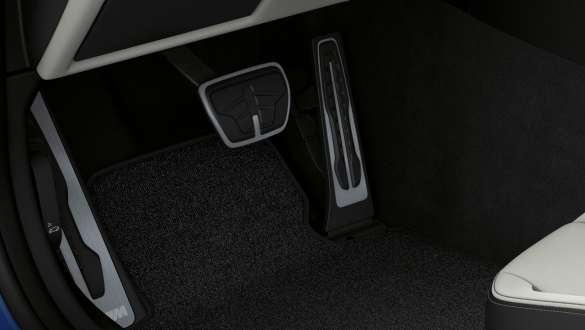 Sistema de frenos M integrado BMW M4 Competition Cabrio con sistema M xDrive G83 2021 BMW M4 Competition Cabrio con sistema M xDrive G83 2021 Sistema de frenos M integrado