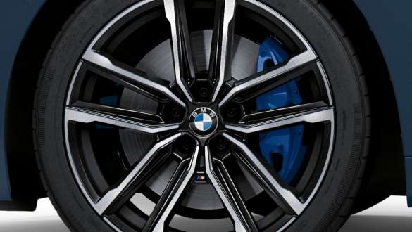 Frenos deportivos M BMW M440i xDrive Coupé G22 2020 BMW M440i xDrive Coupé G22 2020 Frenos deportivos M Detalle Llantas de aleación ligera