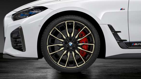 Llanta de aleación ligera M Performance de 20 pulgadas con radios dobles estilo 868 M, bicolor (Night Gold, fresado brillante), juego completo de ruedas de verano BMW M440i xDrive Gran Coupé G26 2021 Llanta de aleación ligera M Performance de 20 pulgadas con radios dobles estilo 868 M, bicolor (Night Gold, fresado brillante), juego completo de ruedas de verano BMW M440i xDrive Gran Coupé G26 2021