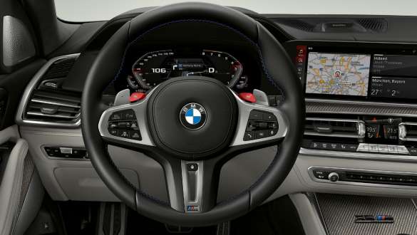 BMW X5 M Competition con M Servotronic F95 BMW X5 M Competition con M Servotronic F95 2020 SUV puesto de conducción