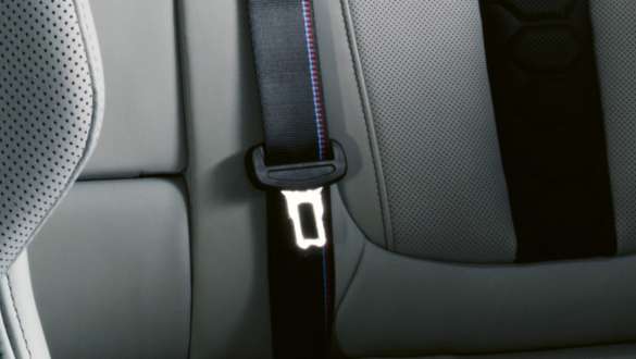 Cinturones de seguridad M del BMW X5 M Competition F95 Cinturones de seguridad M BMW X5 M Competition F95 2020 SUV interior