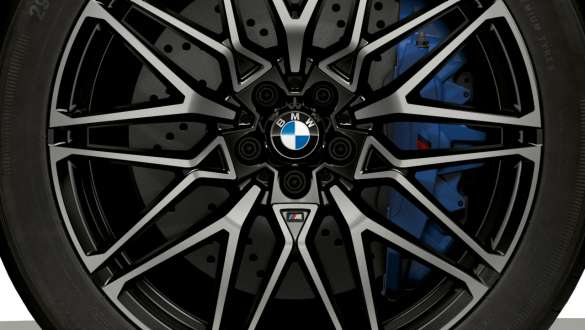 Freno M Compound del BMW X6 M Competition Acercamiento del freno M Compound del BMW X6 M Competition SUV 2020